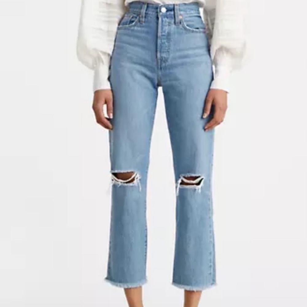 Levi’s Wedgie Straight Raw Hem Button Fly Big E